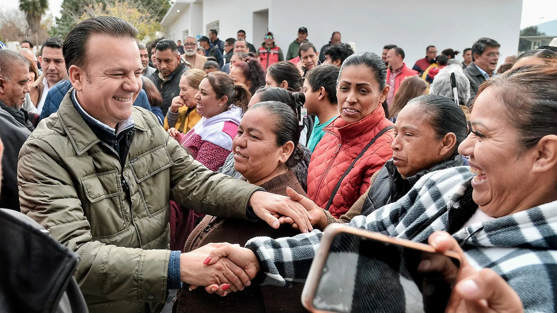 “Esteban sí nos cumple_ esperamos años para tener obras como pozo de agua en Nazareno y Polideportivo en Lerdo” (1)